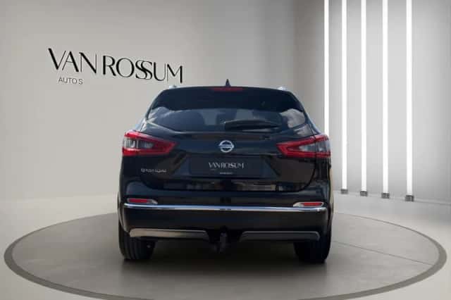 Nissan Qashqai (2018) thumbnail 6