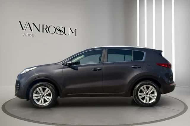 Kia Sportage (2016) thumbnail 4