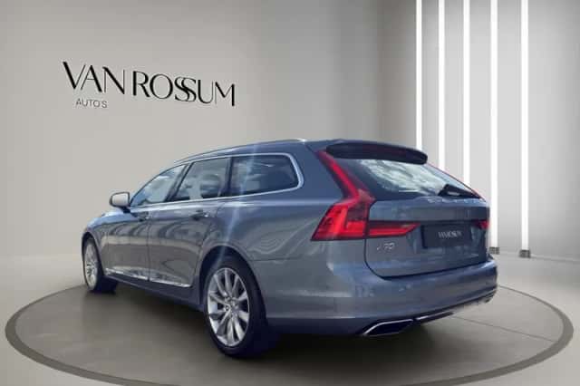 Volvo V90 (2017) thumbnail 5