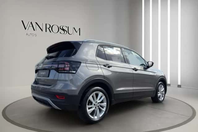 Volkswagen T-Cross (2019) thumbnail 3