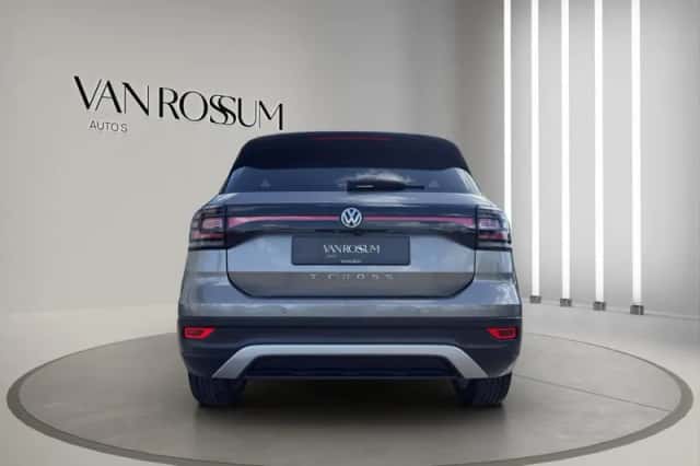 Volkswagen T-Cross (2019) thumbnail 5