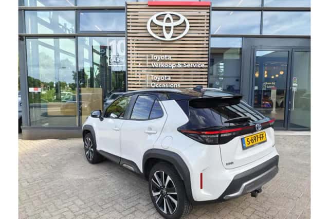 Toyota Yaris Cross (2023) thumbnail 4