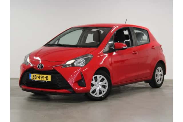 Toyota Yaris (2019) thumbnail 1
