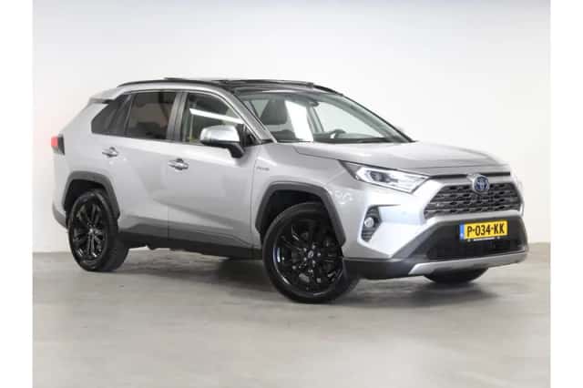 Toyota RAV4 (2019) thumbnail 3