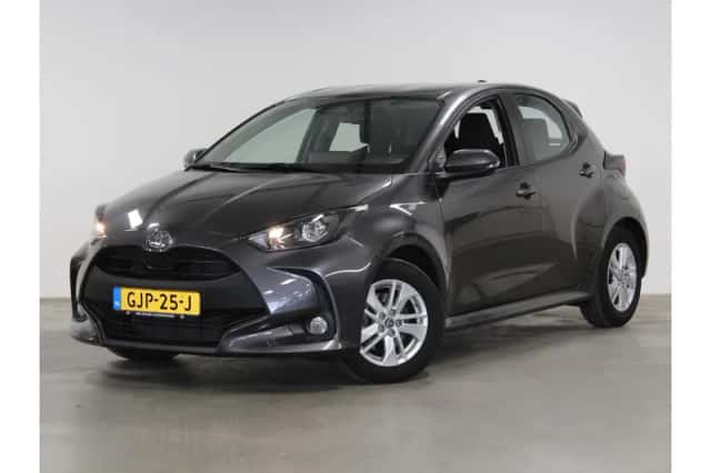 Toyota Yaris (2024) thumbnail 1