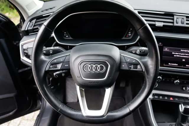 Audi Q3 Sportback (2021) thumbnail 5