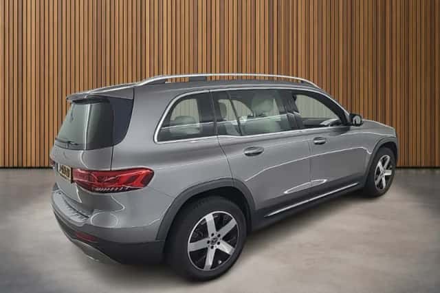 Mercedes-Benz GLB-Klasse (2020) thumbnail 2