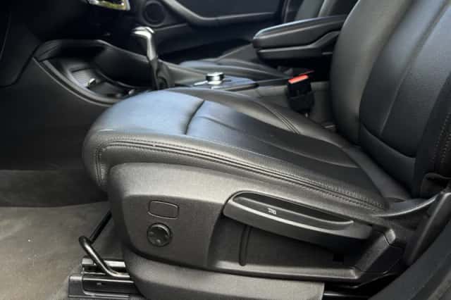 BMW X1 (2022) thumbnail 6