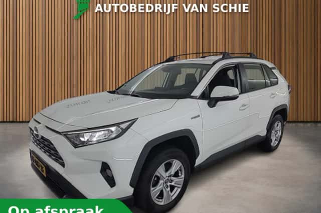 Toyota RAV4 (2021) thumbnail 1