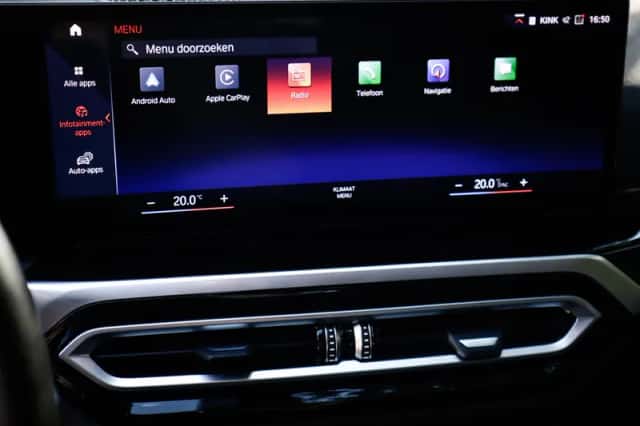 BMW i4 (2022) thumbnail 6