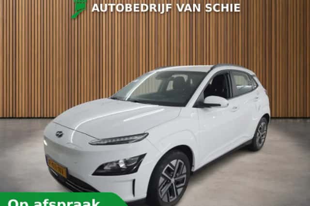 Hyundai Kona (2022) thumbnail 1