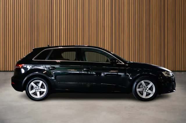Audi A3 (2017) thumbnail 4