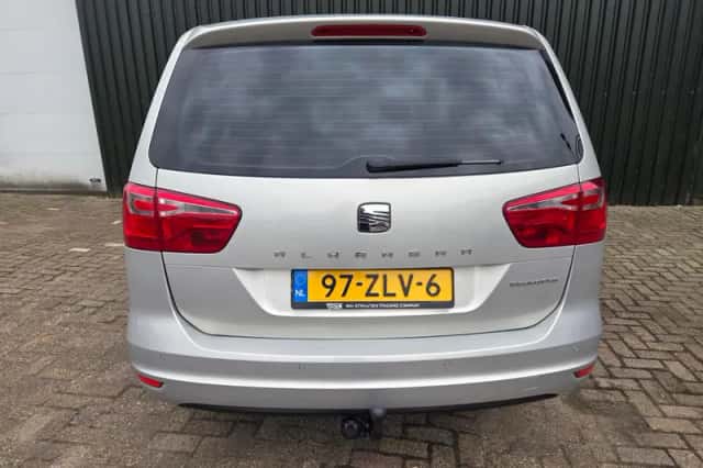 SEAT Alhambra (2013) thumbnail 5