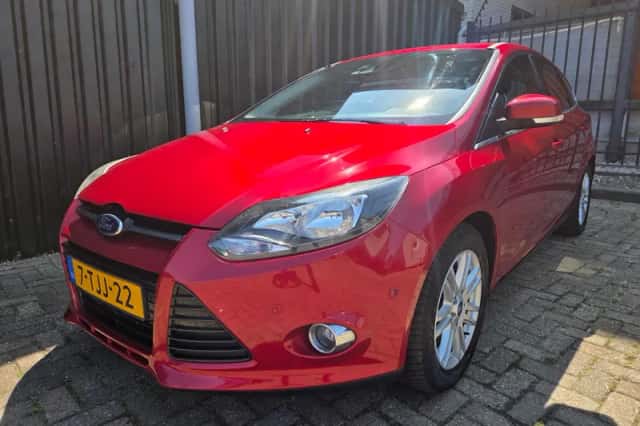 Ford Focus (2014) thumbnail 1