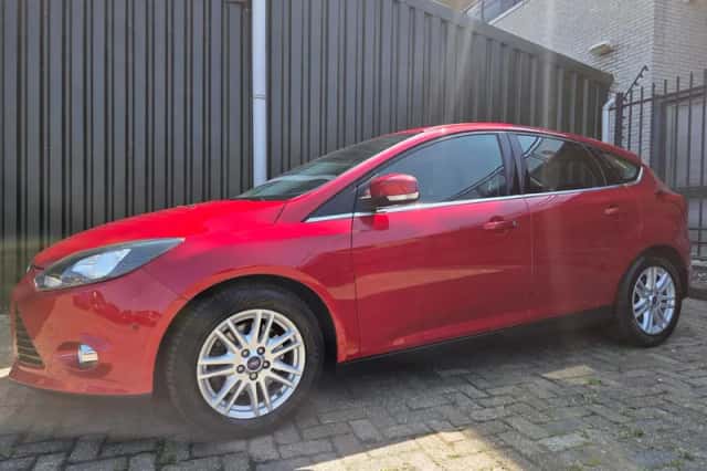Ford Focus (2014) thumbnail 2