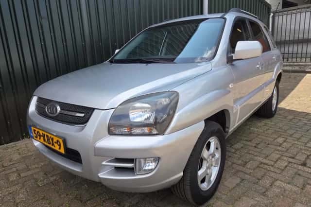 Kia Sportage (2009) thumbnail 1
