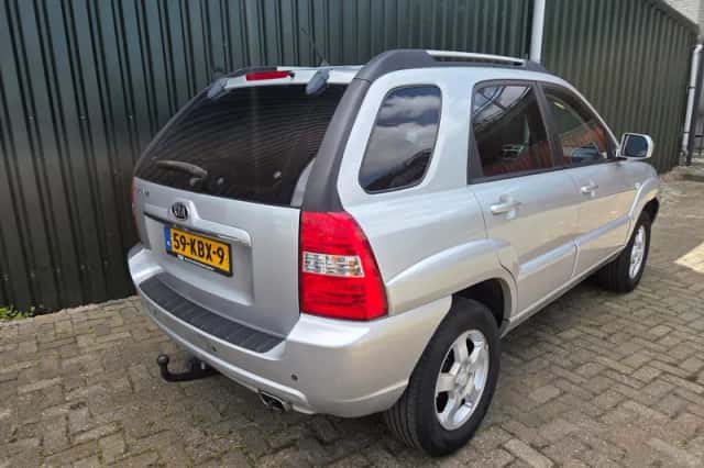 Kia Sportage (2009) thumbnail 6