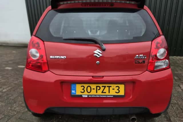 Suzuki Alto (2011) thumbnail 5