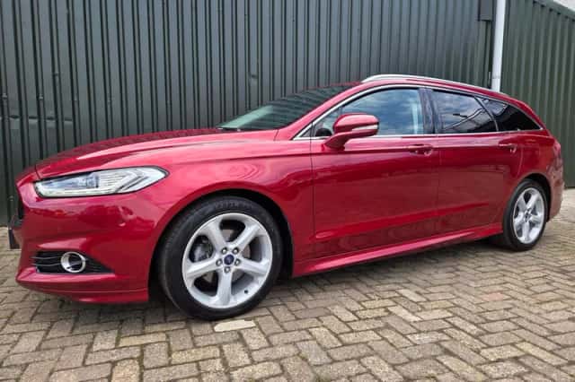 Ford Mondeo (2015) thumbnail 2