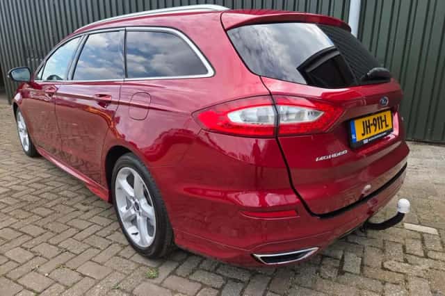 Ford Mondeo (2015) thumbnail 4
