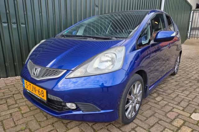 Honda Jazz (2010) thumbnail 1