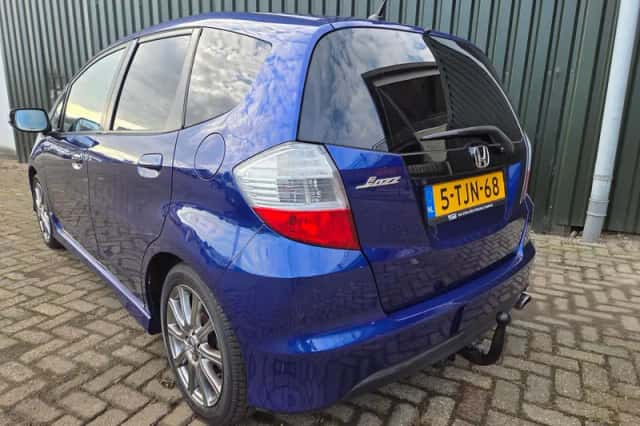 Honda Jazz (2010) thumbnail 4