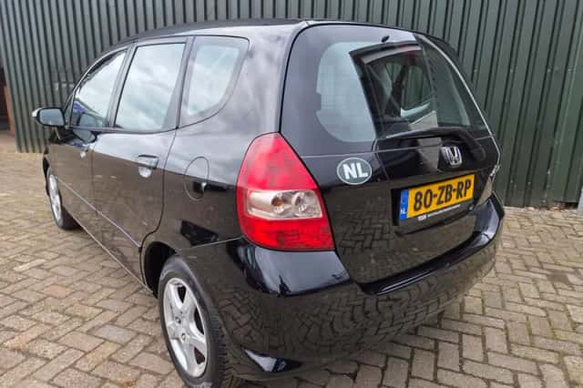 Honda Jazz (2008) thumbnail 4