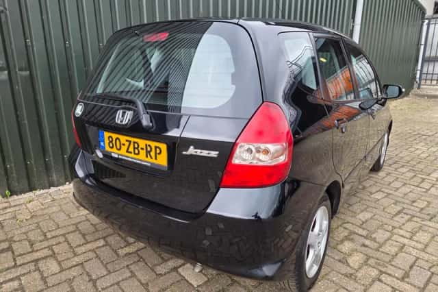Honda Jazz (2008) thumbnail 6