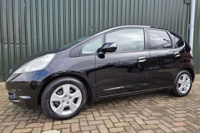 Honda Jazz (2010) thumbnail 2