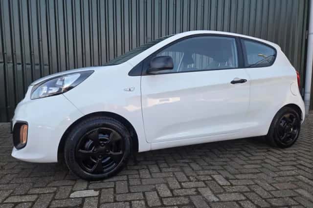 Kia Picanto (2013) thumbnail 2