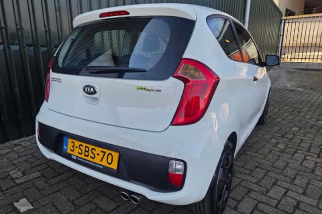 Kia Picanto (2013) thumbnail 6