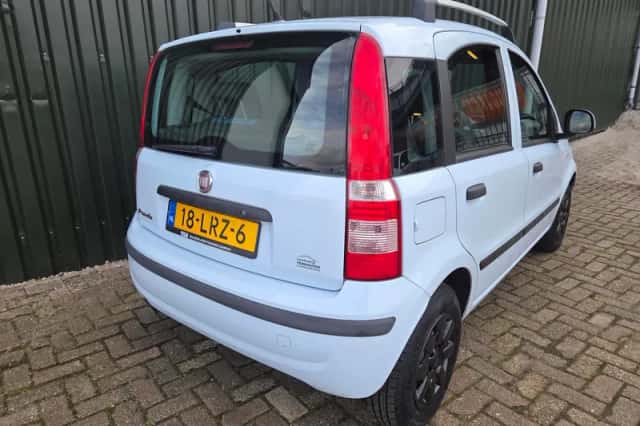 Fiat Panda (2010) thumbnail 6