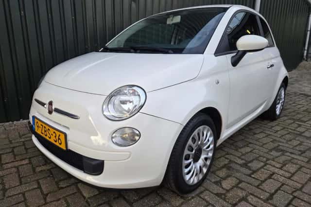 Fiat 500 (2014) thumbnail 1