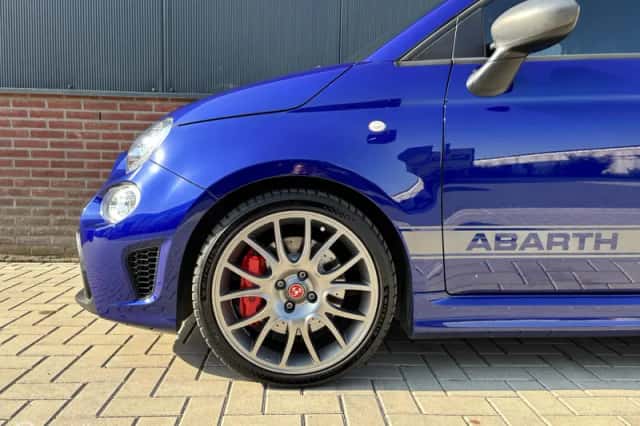 Fiat 500 (2018) thumbnail 5