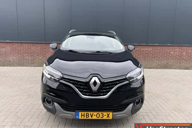 Renault Kadjar (2015) thumbnail 2