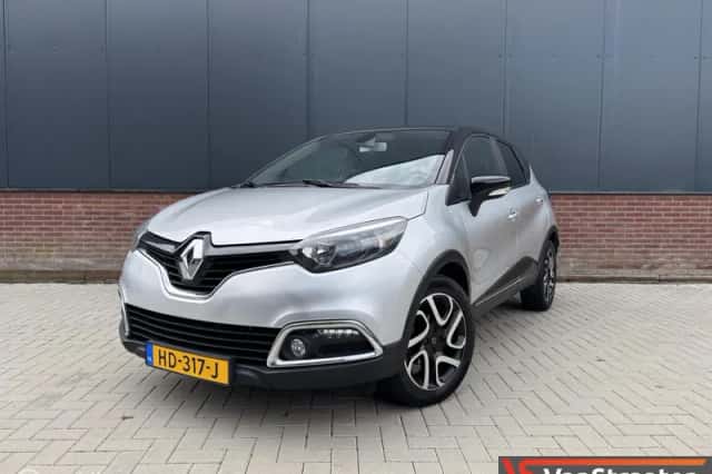 Renault Captur (2014) thumbnail 3