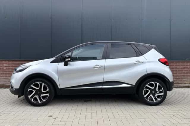 Renault Captur (2014) thumbnail 4