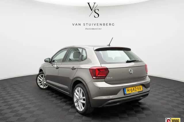 Volkswagen Polo (2019) thumbnail 4