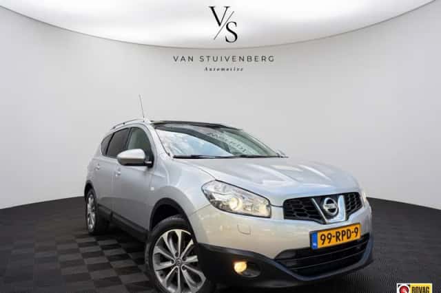 Nissan Qashqai (2011) thumbnail 1
