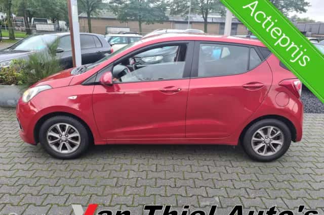 Hyundai i10 (2014) thumbnail 2