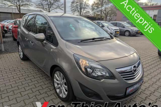 Opel Meriva (2011) thumbnail 4