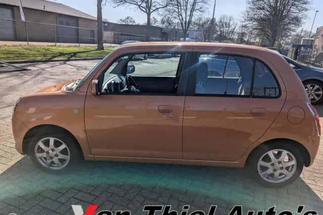 Daihatsu Trevis (2006) thumbnail 3