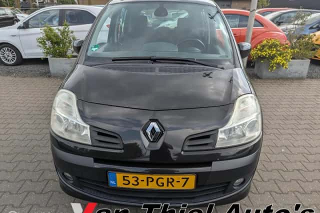 Renault Modus (2011) thumbnail 5