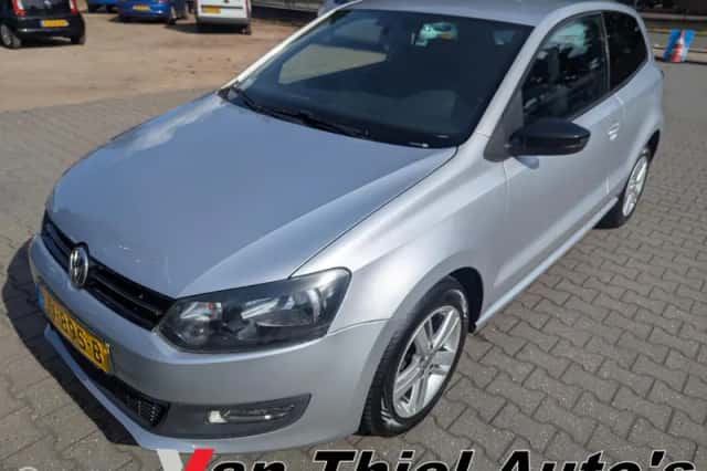 Volkswagen Polo (2013) thumbnail 1