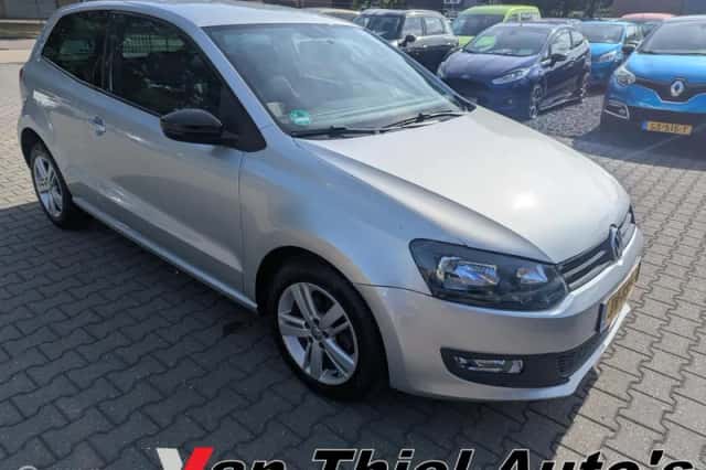 Volkswagen Polo (2013) thumbnail 2
