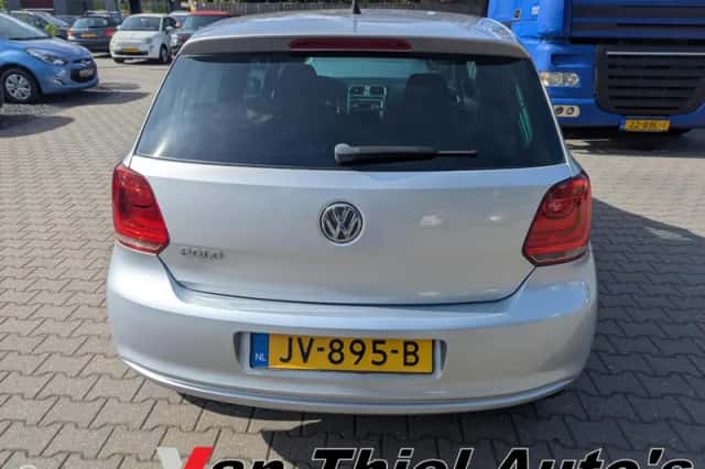 Volkswagen Polo (2013) thumbnail 6