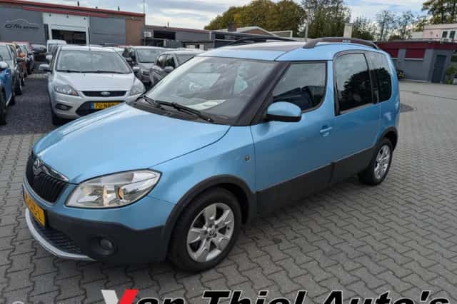 Škoda Roomster (2014) thumbnail 1