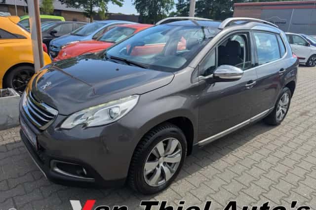 Peugeot 2008 (2015) thumbnail 1