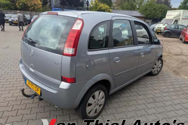 Opel Meriva (2004) thumbnail 4