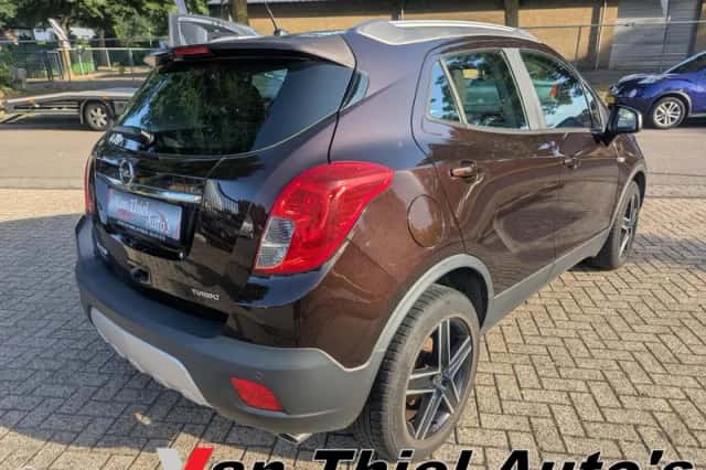 Opel Mokka (2015) thumbnail 4